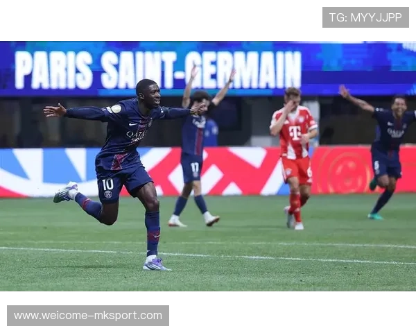 巴黎圣日耳曼年轻门将的脚下传球被教练称为“未来利器”